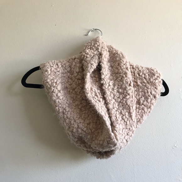 Express infinity scarf - Picture 2 of 4